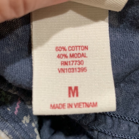 Mossimo top - Picture 7 of 8